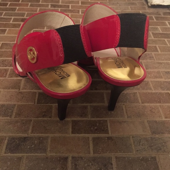 Michael Kors red heels size 7.5 - Picture 2 of 8